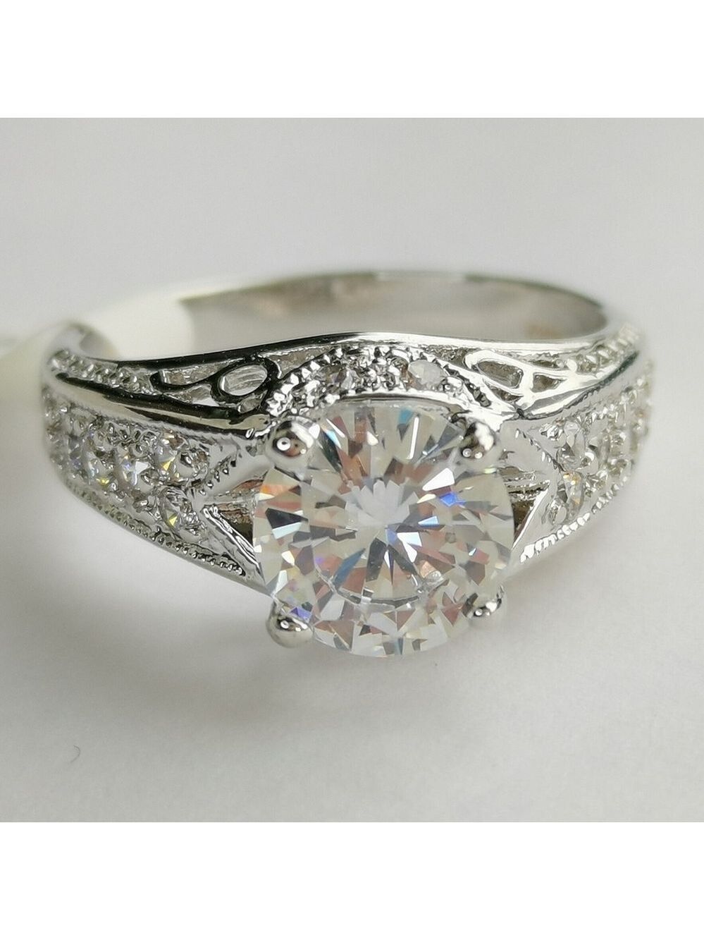 CZ Brilliant Cut ring In 14k White Gold size 7 engagement cocktail style 🆕